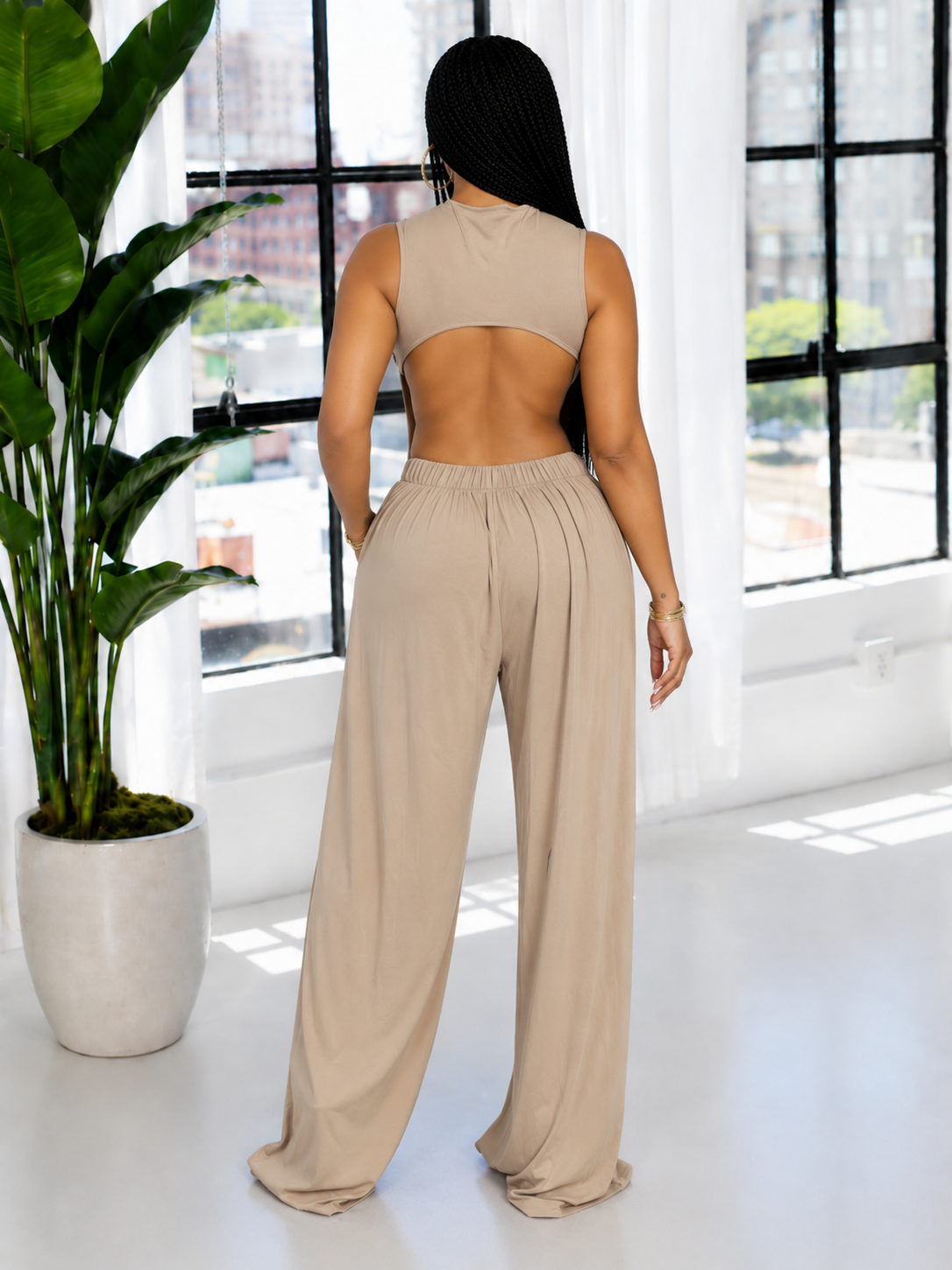 Cutout Back Sleeveless Wide-leg Jumpsuit