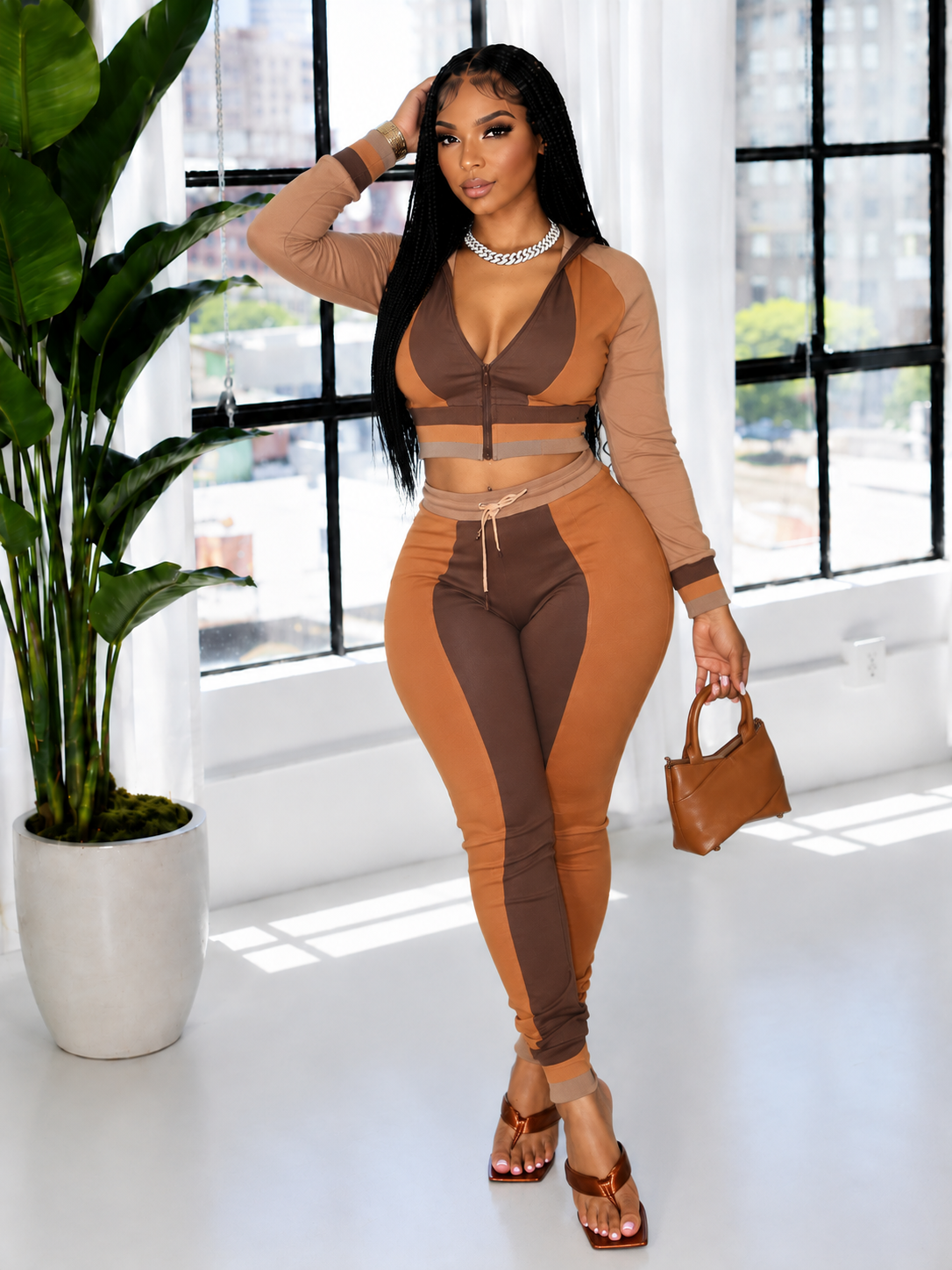 Colorblock Top & Drawstring Pants Set